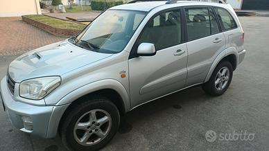 Toyota rav4 2.0 d Diesel usata