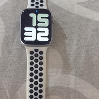 Apple Watch 8