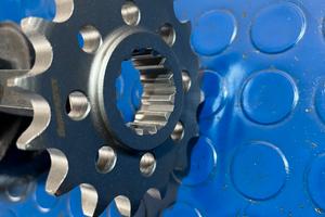 Pignone 16 denti cbr 1000 rr fireblide 2006