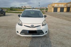 Toyota Aygo 1.0 12V VVT-i 5 porte Active Connect