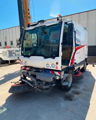 Spazzatrice stradale Dulevo 6000