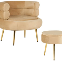 poltrona in velluto beige con pouff