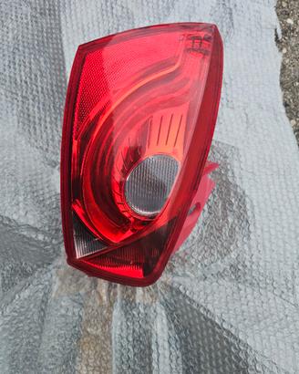 SEAT IBIZA faro posteriore