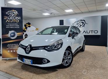 RENAULT CLIO 1.2 BENZINA 75CV 5p. OK NEOPATENTATI