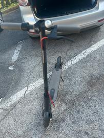 Elettrico Xiaomi Mi Scooter (M365)