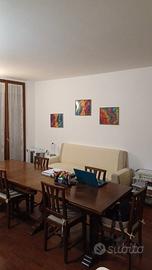 Stanza ufficio a ore con terrazzino