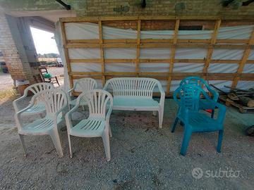 sedie e panca da giardino