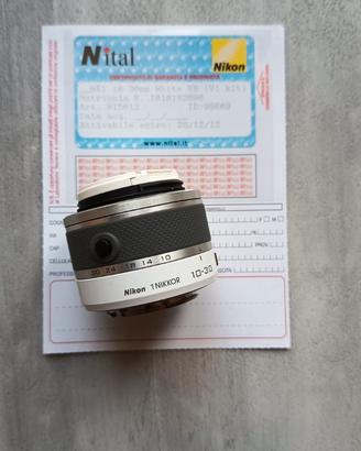 Nikon 1 NIKKOR VR 10-30mm f/3.5-5.6 (Nital)