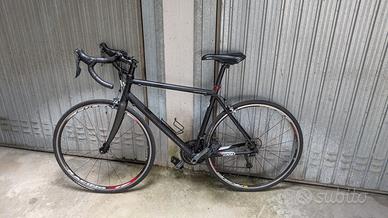 Bici da corsa custom Gruppo Tiagra 3x10 L