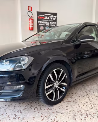 Volkswagen Golf Business 1.6 TDI 5p. Highline Blue