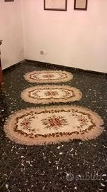 Set di 3 tappeti stondati
