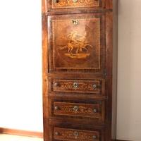 Mobile bar intarsiato