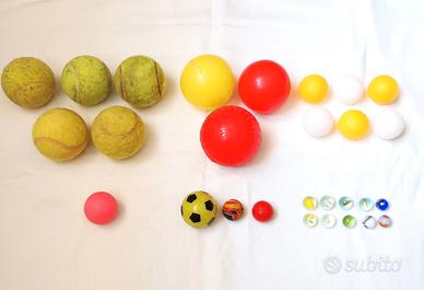 Lotto 28 palline varie e biglie