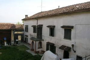 Immobile in asta di 309 m² con più di 5 locali a C