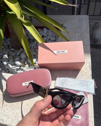Occhiali da solo donna MiuMiu