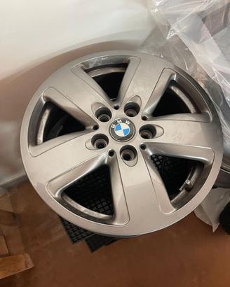 4 CERCHI BMW 16"