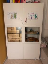 Vetrinetta bianca con ante vetro