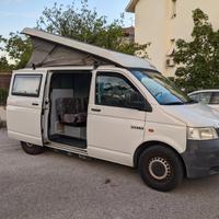 Volkswagen T5 VW Solaria con Bagno