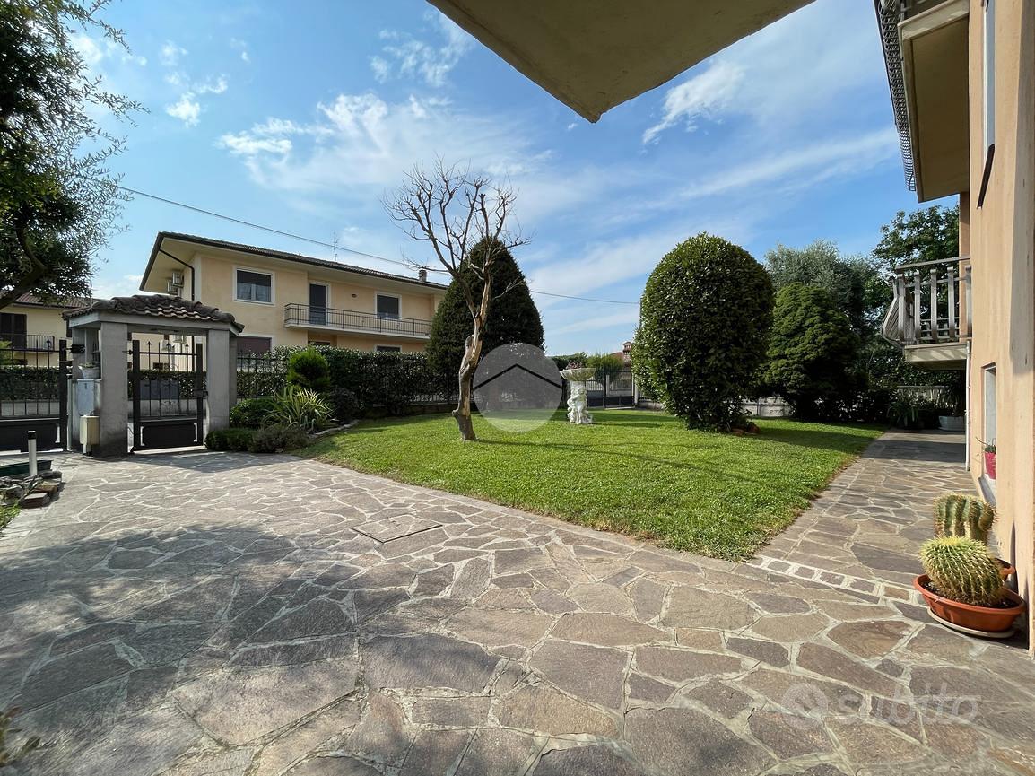 Casa – Travagliato, Villaggio Valverde - Vista 5