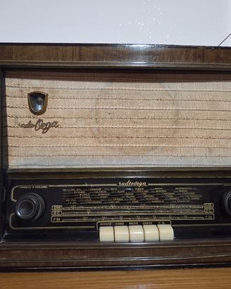 Radio Vega a valvole FM 105 Vintage anno 1956