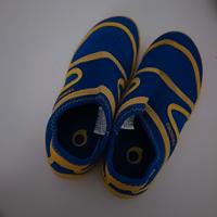 scarpe da nuoto bambini diversi numeri