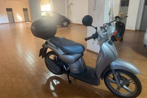 Scarabeo 100