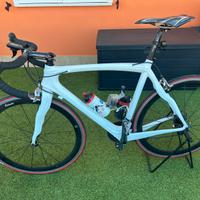 Bici da corsa Pinarello Limited Edition