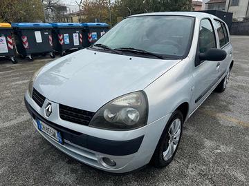 RENAULT Clio 1.2 neopatentati senza nessun lavor