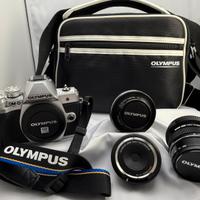 Olympus E-M10 Mark III + Obbiettivo