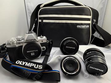 Olympus E-M10 Mark III + Obbiettivo