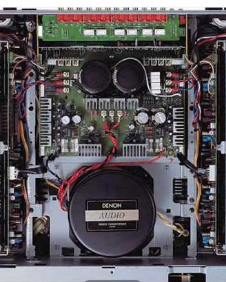 DENON AVC-A11 SR con telecomando