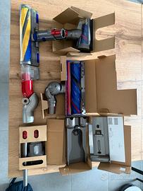 Spazzole Dyson v12 e altri accessori NUOVI