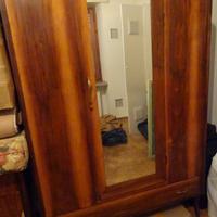 Armadio vintage con specchiera anni 40