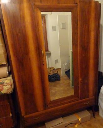 Armadio vintage con specchiera anni 40