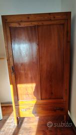 camera da letto con mobili d'epoca 