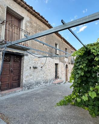 Casale antico indipendente