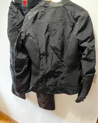 Giacca e pantaloni moto Dainese