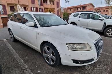 Audi A6 Avant Quattro 3.0 S-line 