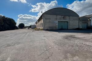 Capannoni industriali. Città di Trani
