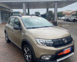 Dacia SANDERO STEPWAY 1.5 dci 90cv