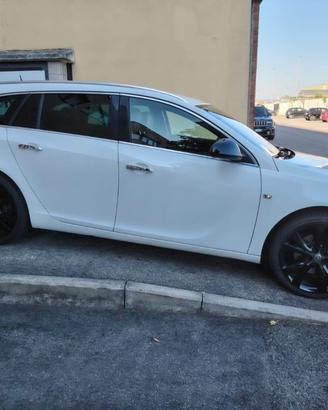 OPEL Insignia 2.0 Turbo Sports Tourer BENZINA -