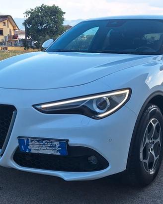 Alfa Romeo Stelvio 2.2 TD 190 CV Q4 AT8 Business
