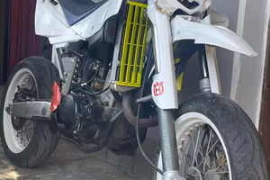 Husqvarna sm 610 cc leggi bene