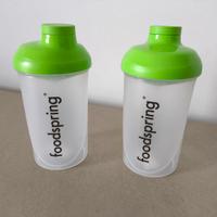 2 shaker bevande proteiche