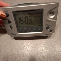 Radiosveglia grigia Cobra da comodino perfetta