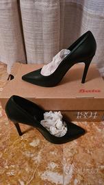 Scarpe nere con tacco n.35