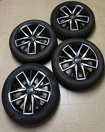 4 Cerchi in lega + Gomme Invernali Toyota Corolla