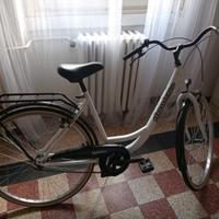 Bicicletta come nuova non l'ho usata.