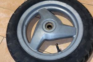 Ruota piaggio zip