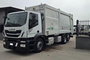 IVECO STRALIS 360 COMPATTATORE RIFIUTI CARICO LA